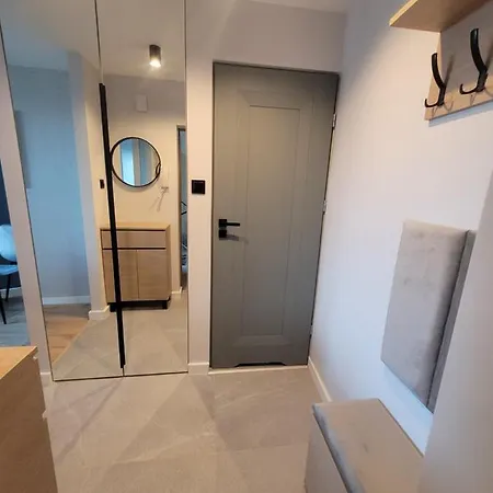 아파트 Apartament 8 Pietro *